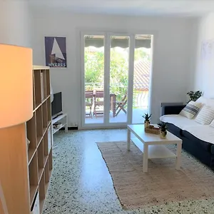 Appartamento Beaux 3 Pieces Avec Espaces Exterieurs Et Parking - Proche, Hyères