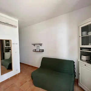 Appartamento Le Domaine De La - De Dans Un Cadre Enchanteur, Hyères