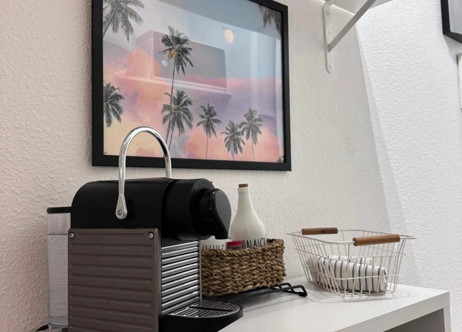 Apartment Studio Sur Le Port De Hyeres - A 2Min Des Plages, Clim & Balcon France